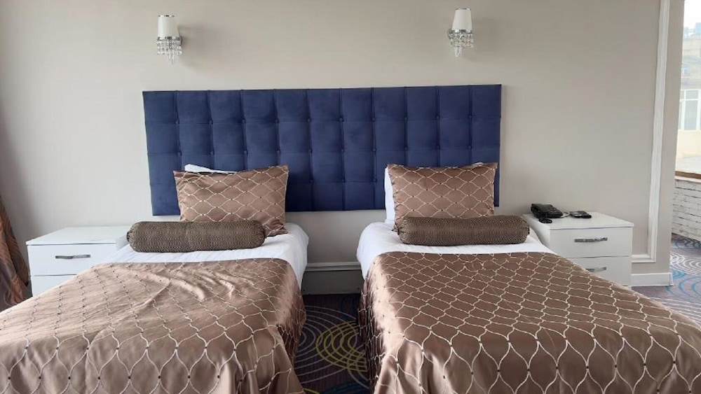 Luxury Room, Balcony, City View