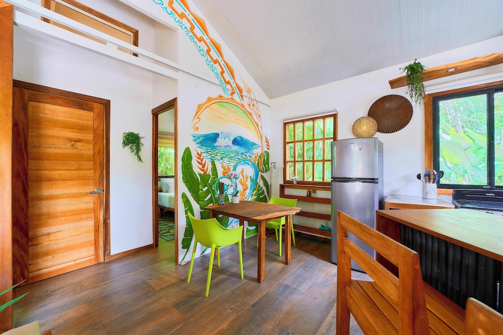 Superior Bungalow photo 2