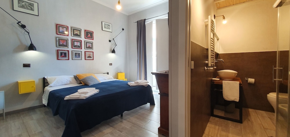 Deluxe Room, City View
