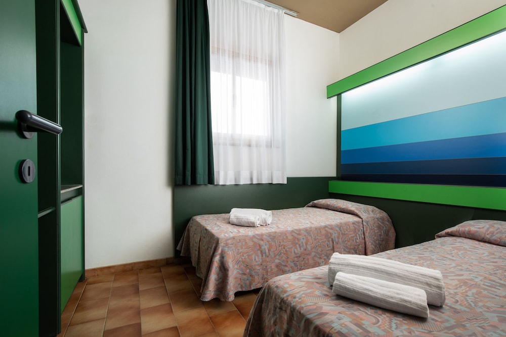 Panoramic Apartment, 2 Bedrooms, Patio, Oceanfront (6 pax) photo 1
