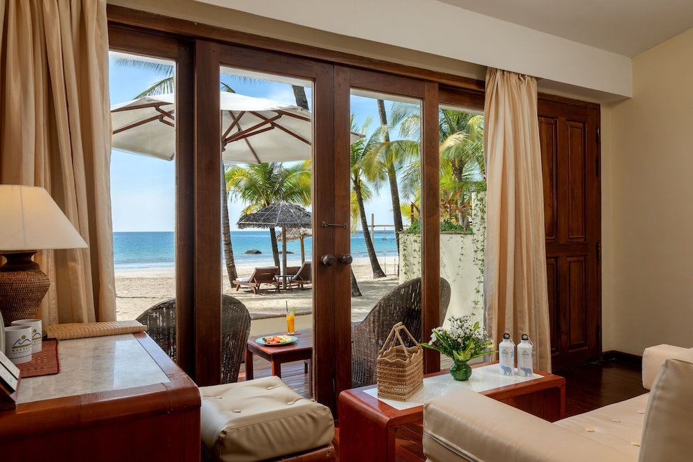 Bungalow, Sea View