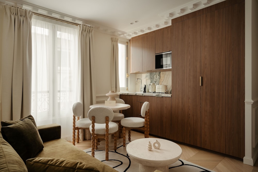 Penthouse photo 2