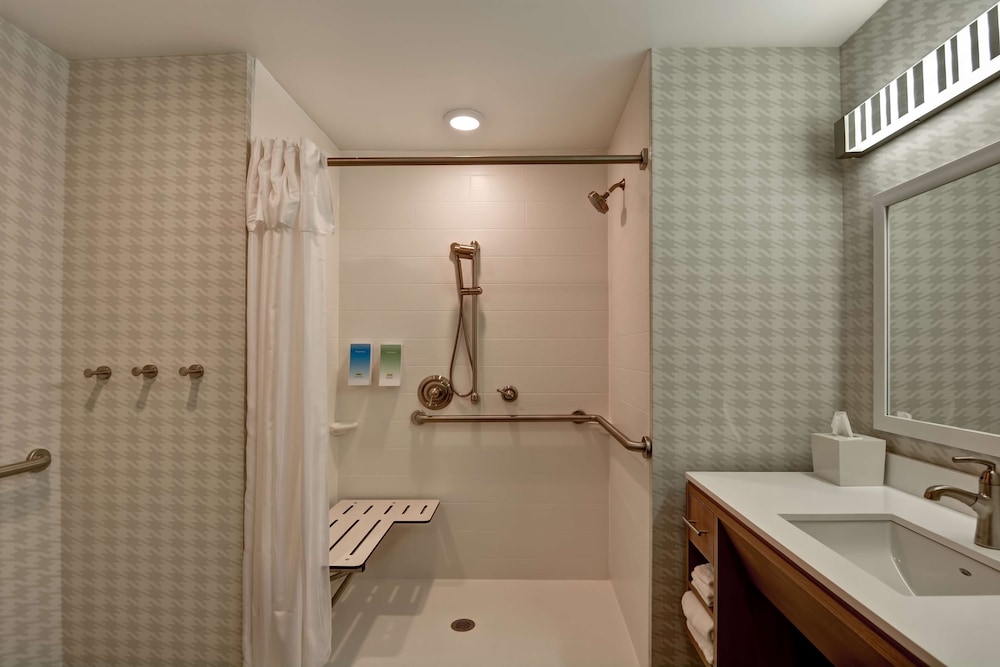 Home2 Suites By Hilton Tampa USF Near Busch Gardens, Zdjęcie 2
