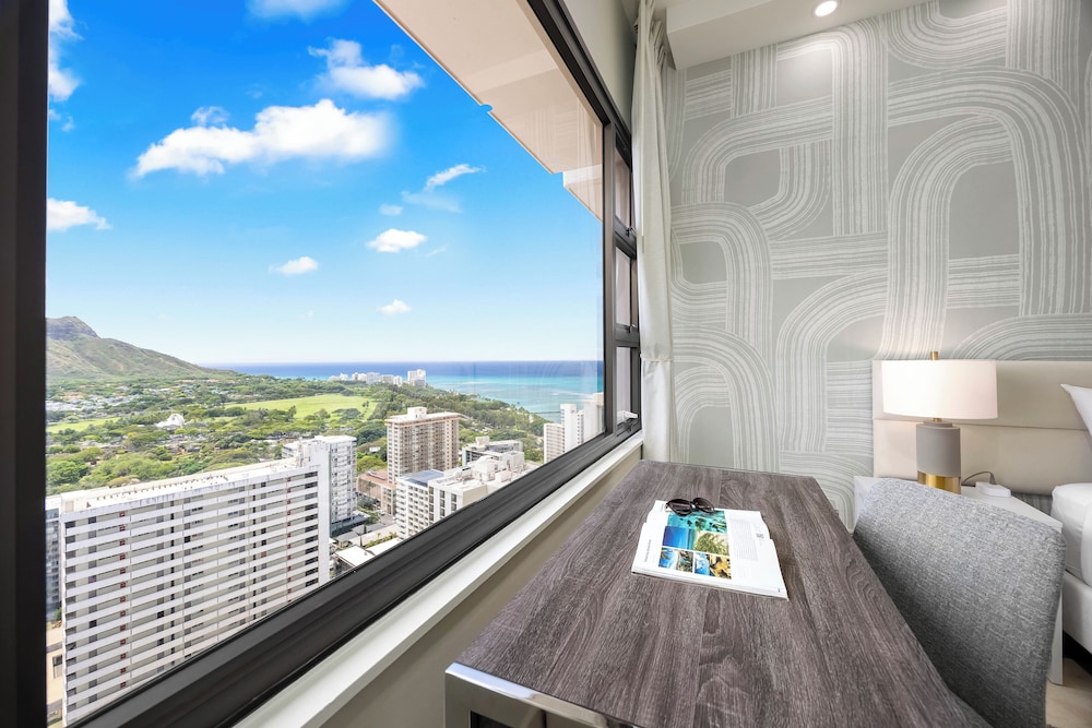 Premium Remodeled Condo with Ocean View and Parking: Premium Condo, 1 Bedroom, Air conditioning, Ocean View (0178) photo