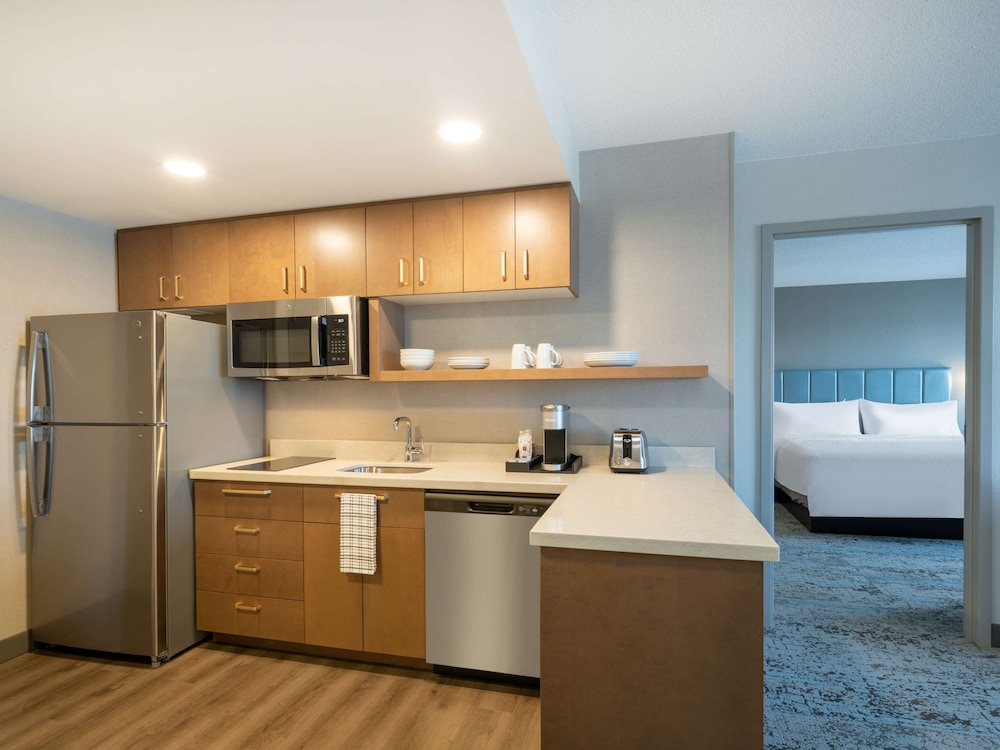 Suite, 2 Queen Beds - Photo 4