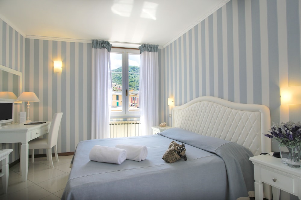 Deluxe Room, 1 Bedroom, Balcony
