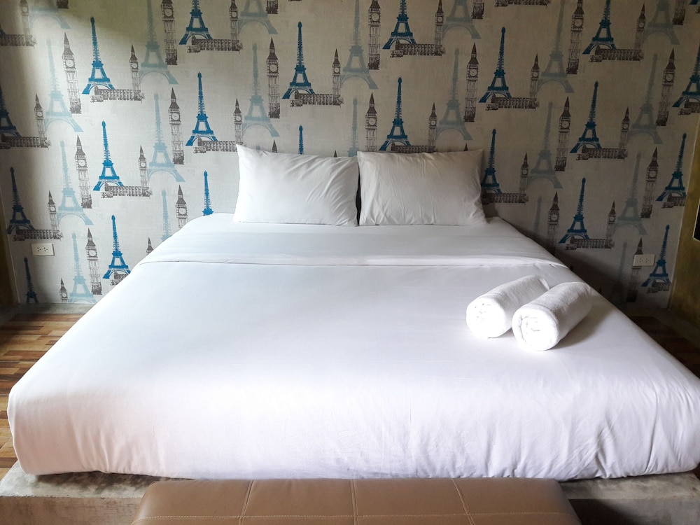 Superior Double Room, Refrigerator, Garden View photo 3