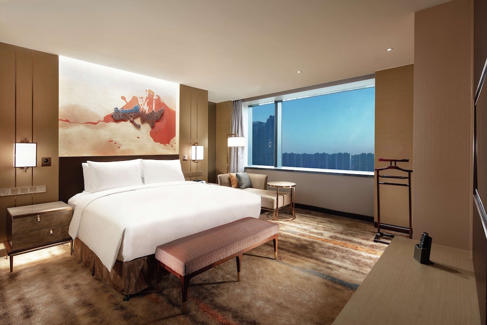 Deluxe Suite, 1 Bedroom thumbnail 5
