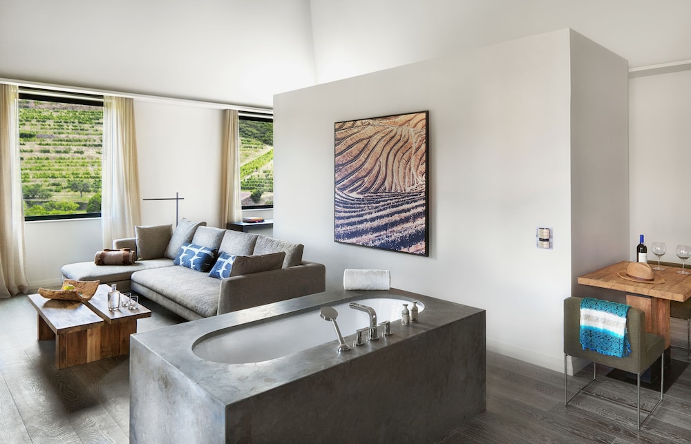 Quinta Courtyard Suite - Photo 3