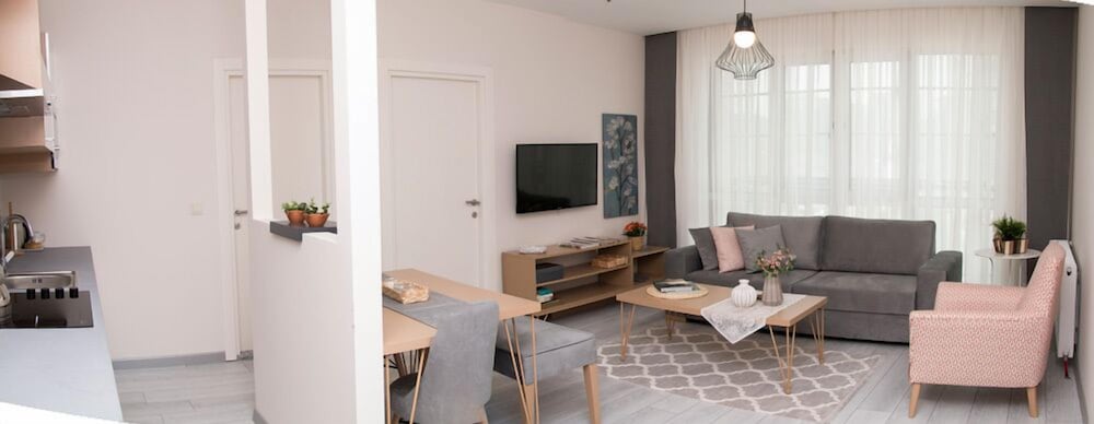 Family apartment photo 2