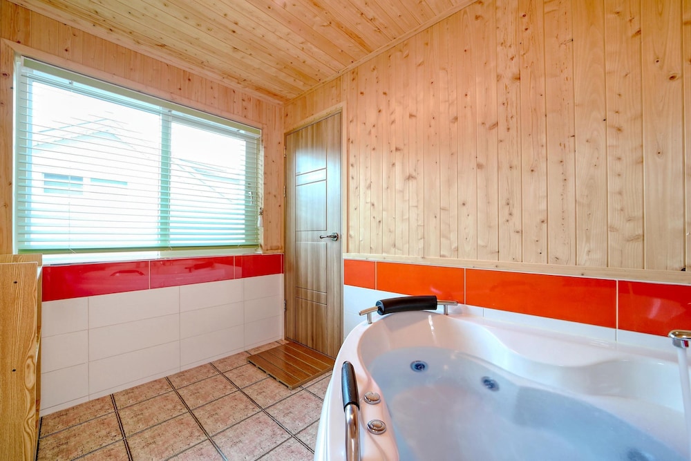 Basic Room, 1 Bedroom (Napori ( Spa )) photo 2