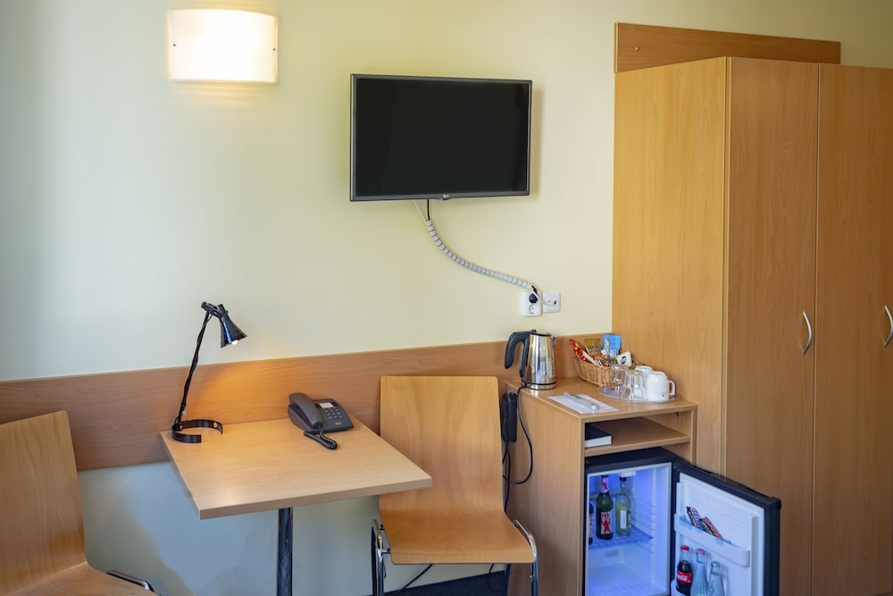 Comfort Double Room - Photo 8