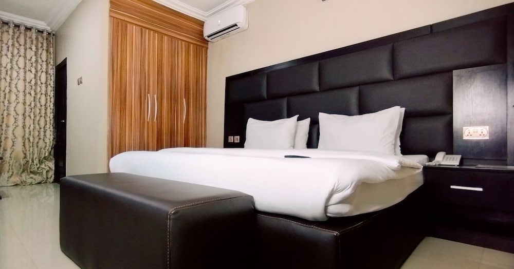 Executive Room photo 2