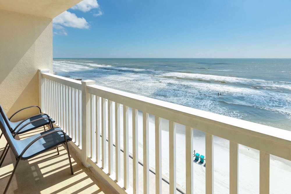 Suite, 1 King Bed, Non Smoking, Ocean View (Balcony, NonSmoking) photo 1