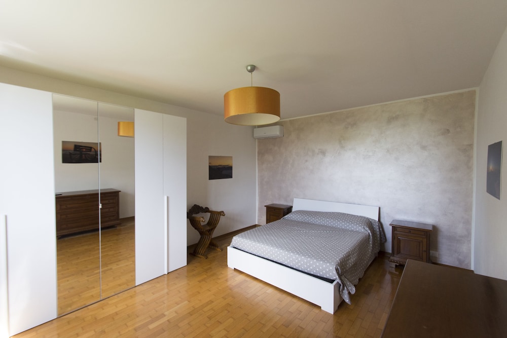 Duplex, 2 Bedrooms (Enea)
