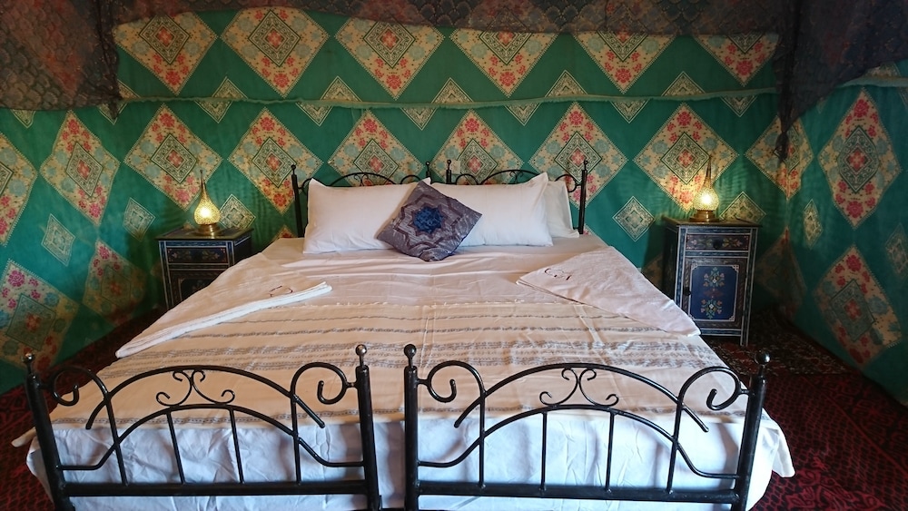 Tent (Tislite) photo 1
