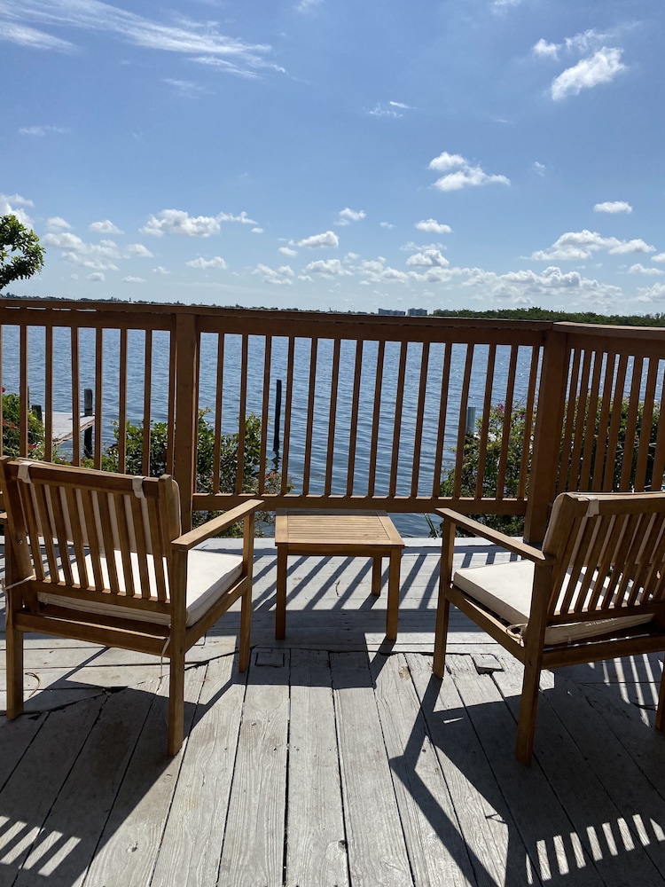 Cottage, idromassaggio, vista baia