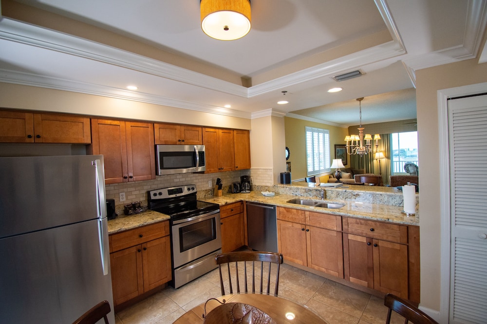 Bayside Standard Condo, 2 Bedroom 2 Bath