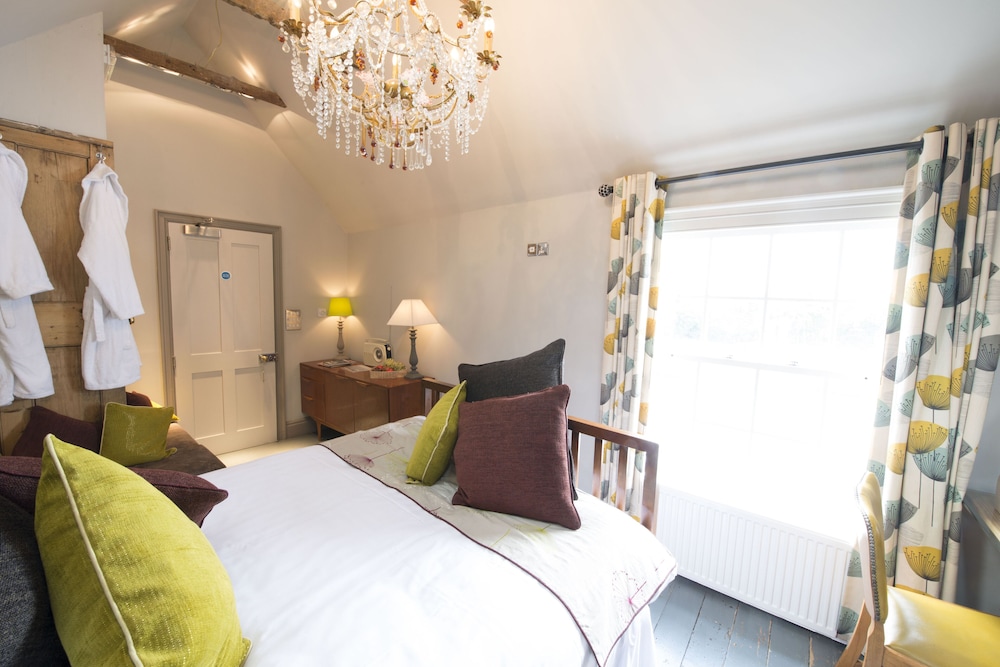 Suite, Ensuite (GOLDING) photo 3