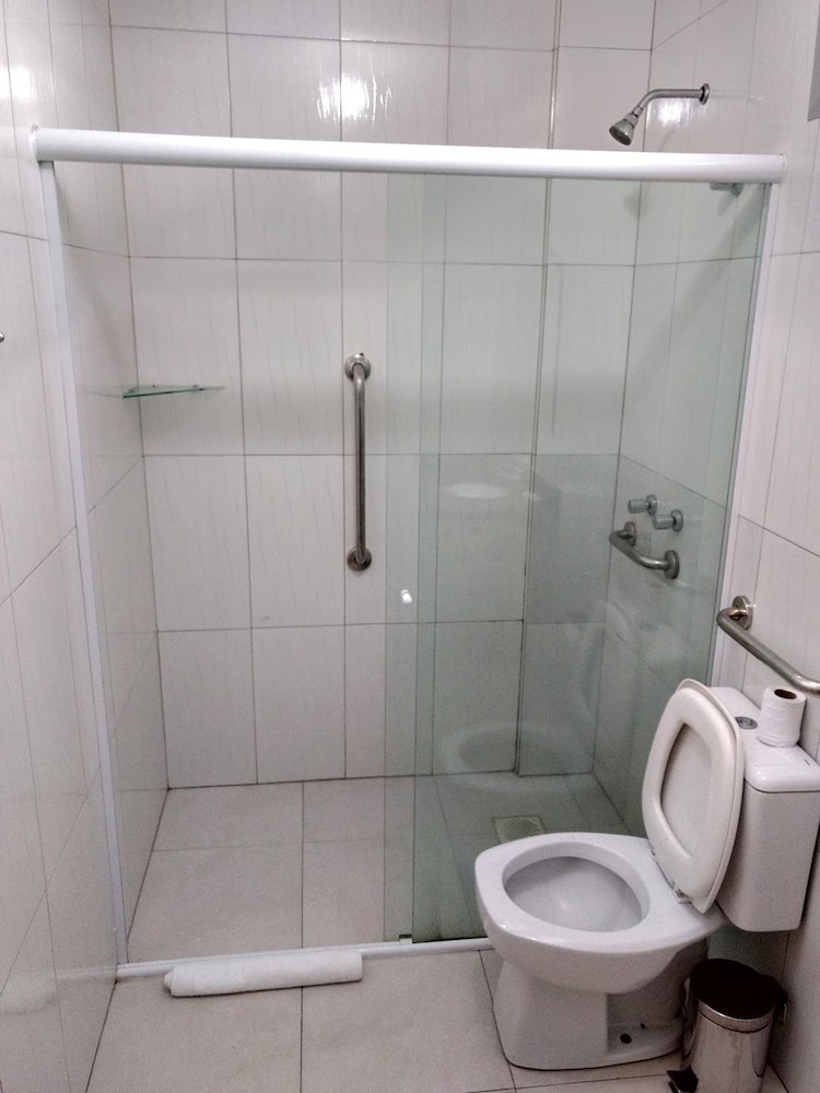 Double Room - Photo 6