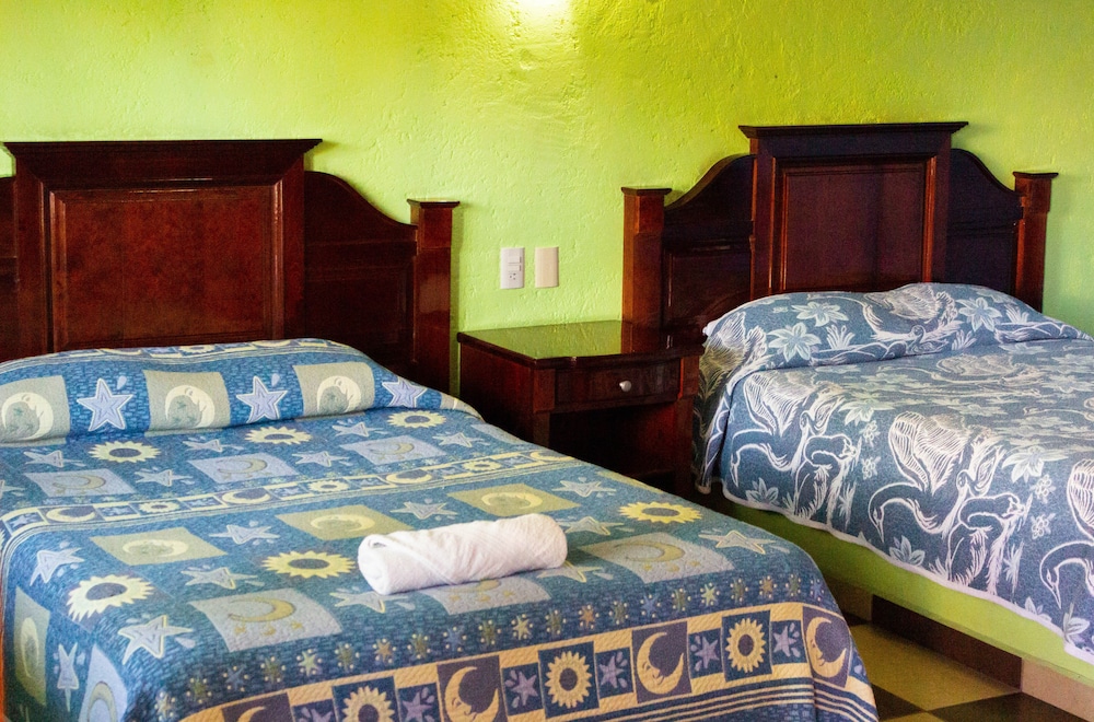 Standard Double Room, Multiple Beds