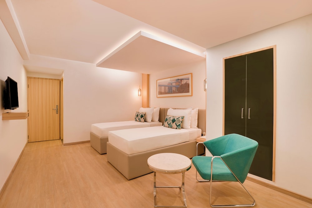 Deluxe Twin Room photo 3