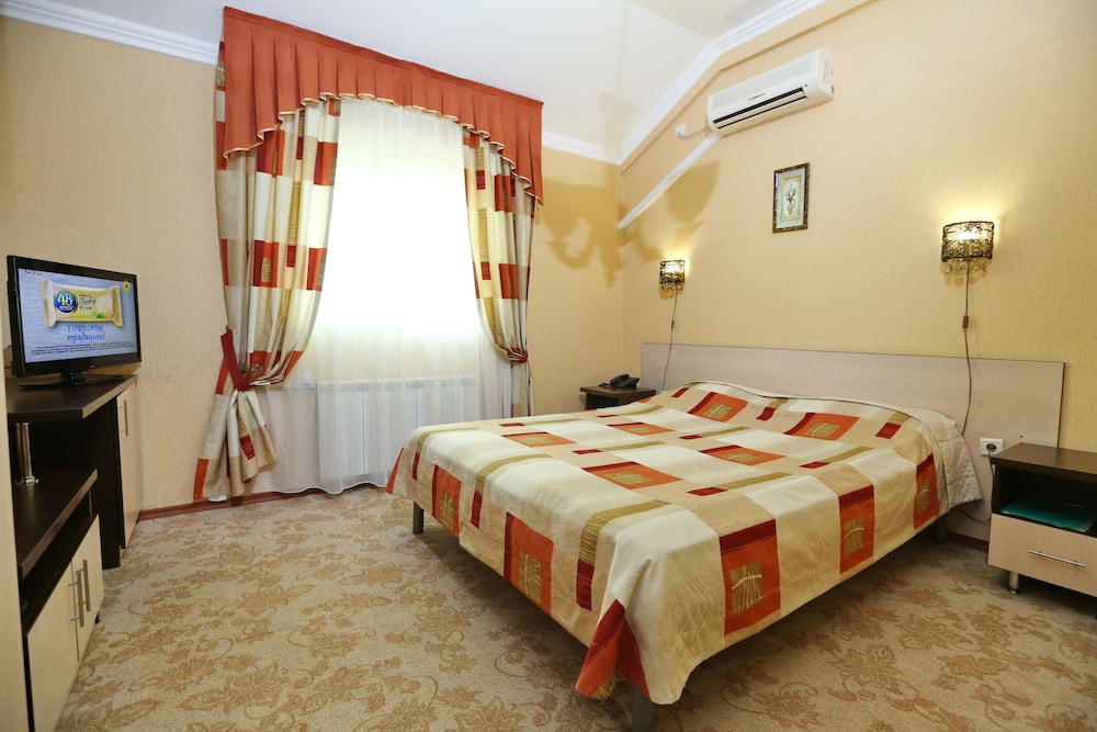 Standard Double Room photo 3
