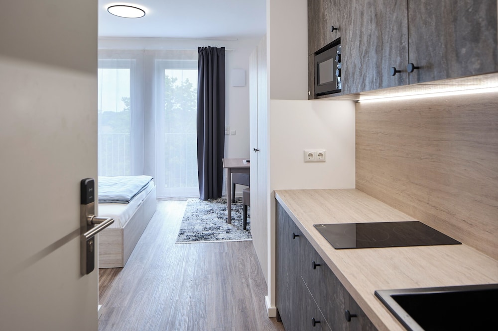Classic Twin Room, City View