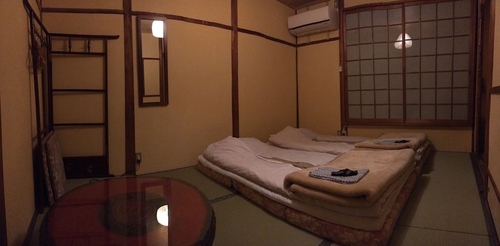 Basic Room photo 2