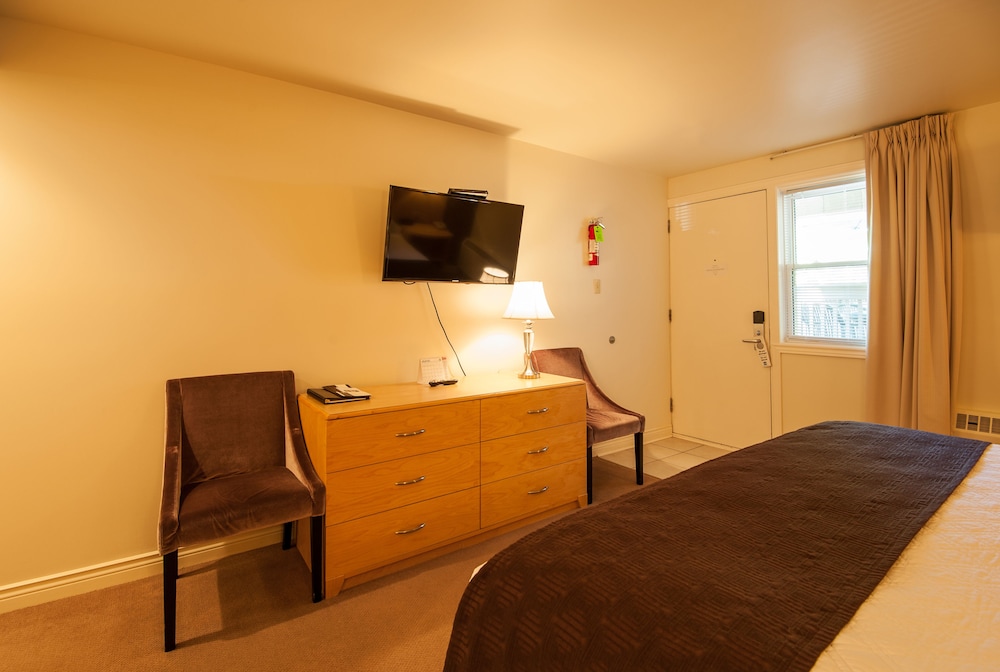 Standard Room, 1 King Bed (Annex) photo 1