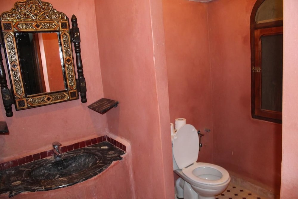 Quadruple Room - Photo 1