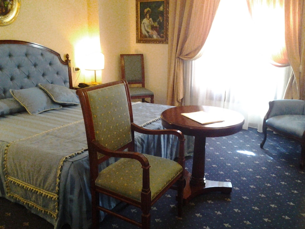 Comfort Room - Photo 4