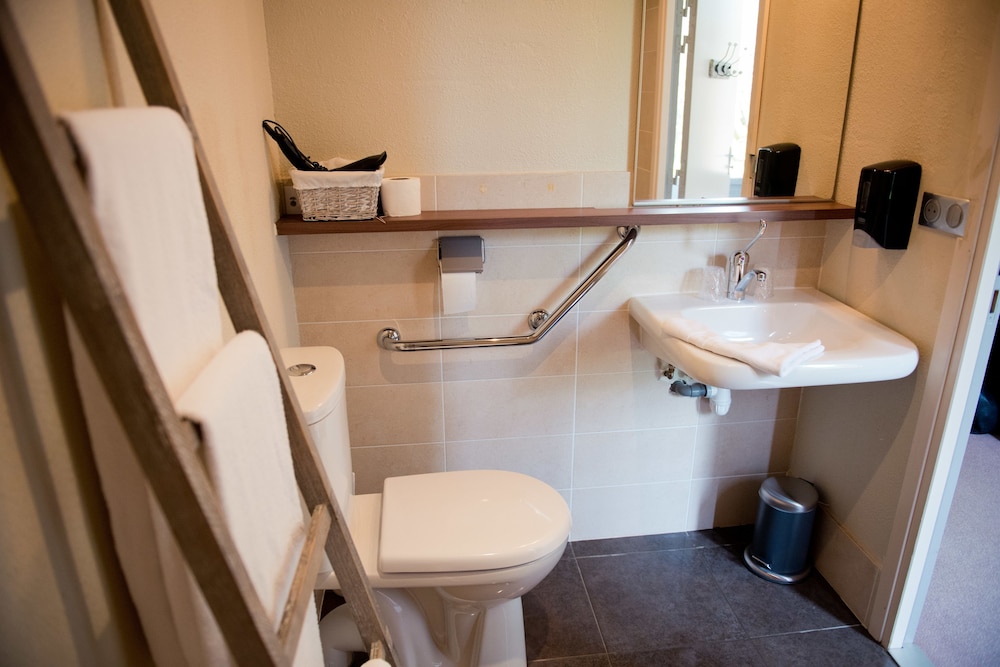 Comfort Double Room, 1 Queen Bed, Accessible photo 3