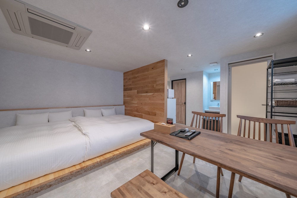 Standard Twin Room, Non Smoking photo 1