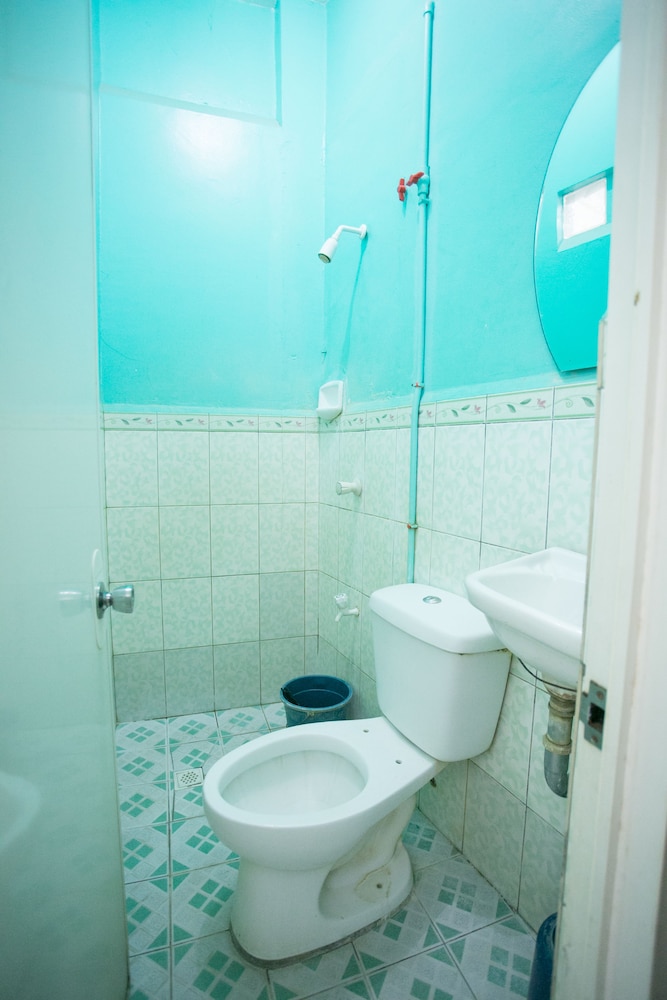 Budget Double Room photo 2