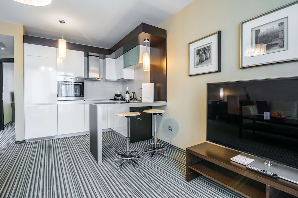 Standard Apartment, Multiple Beds, Non Smoking, Kitchenette (Living Room) photo 1