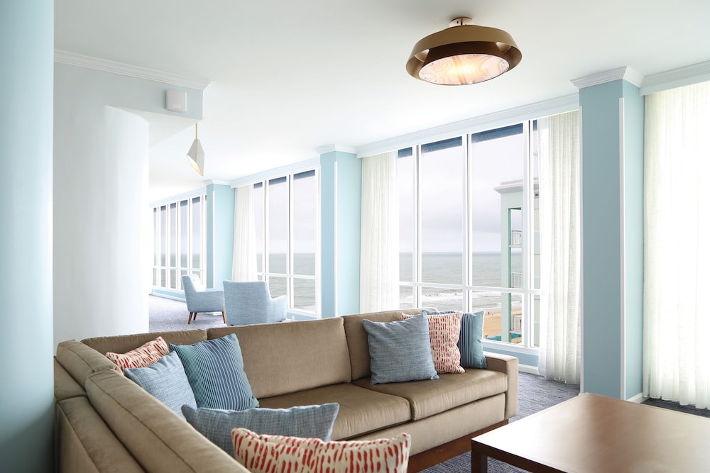 Villa, 4 Bedrooms, Balcony, Oceanfront photo 1