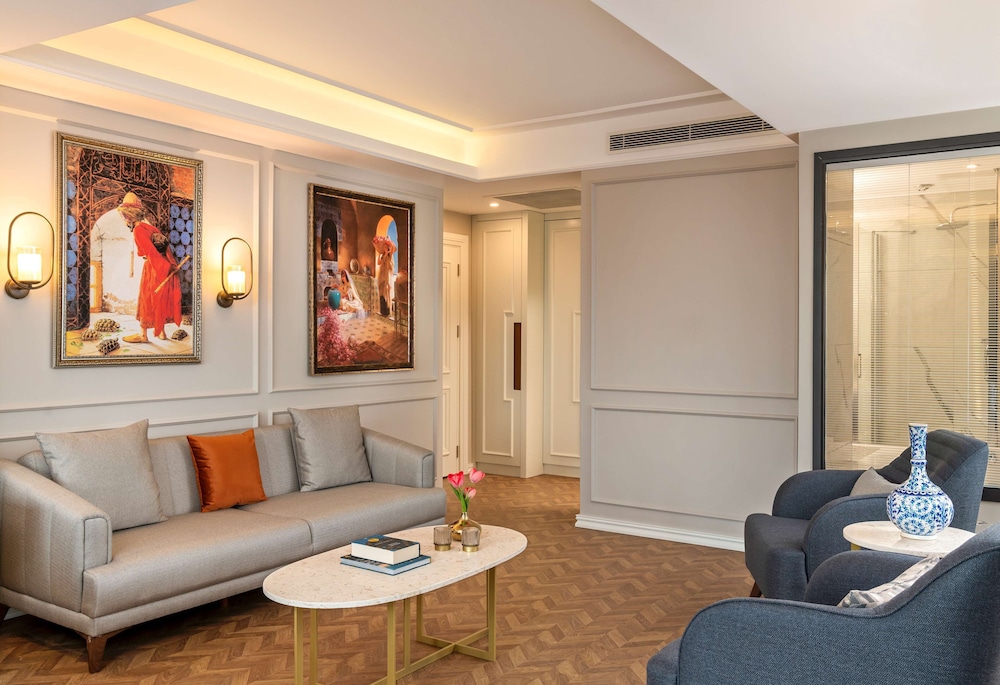 Suite, Jetted Tub, Sea View photo 3