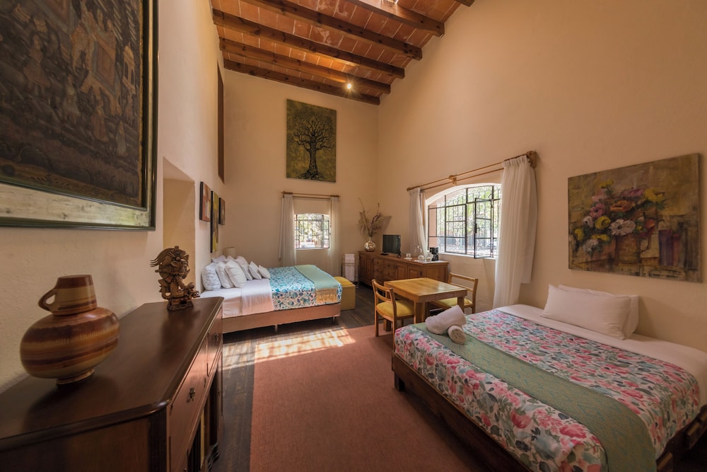 Deluxe Studio Suite, Garden View photo 1