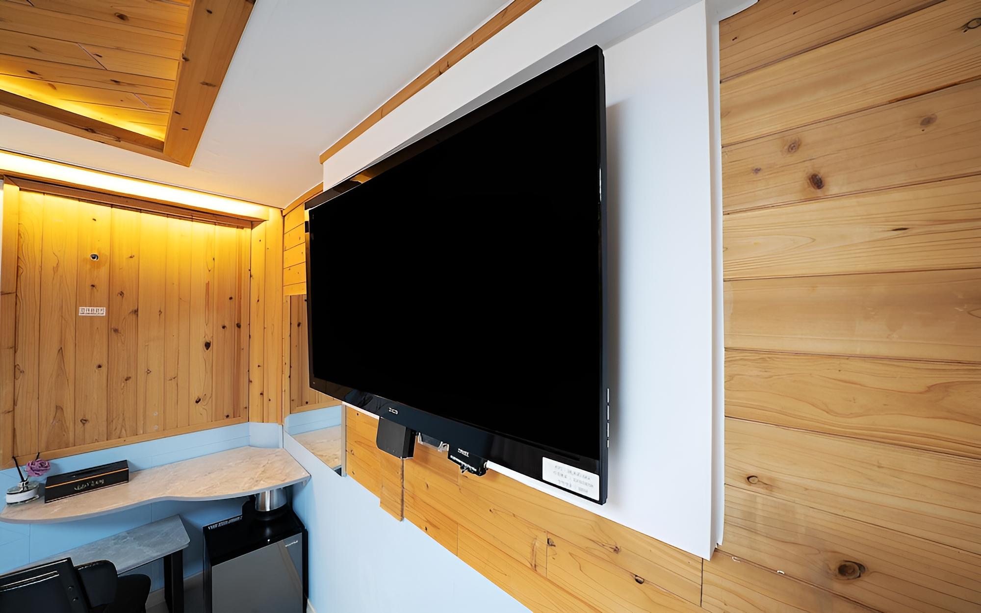 Room (Twin (Netflix 1 Room per 1 Parking)) photo 2