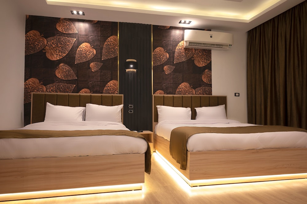 Deluxe Quadruple Room, Balcony, Garden View photo 1