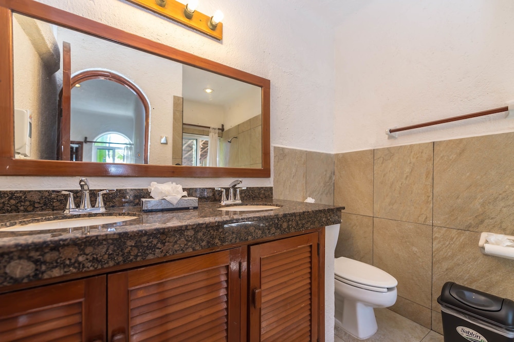 Standard Condo, 2 Bedrooms, Beachfront photo 3