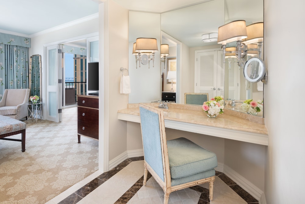 Club Premium Suite King - Photo 3