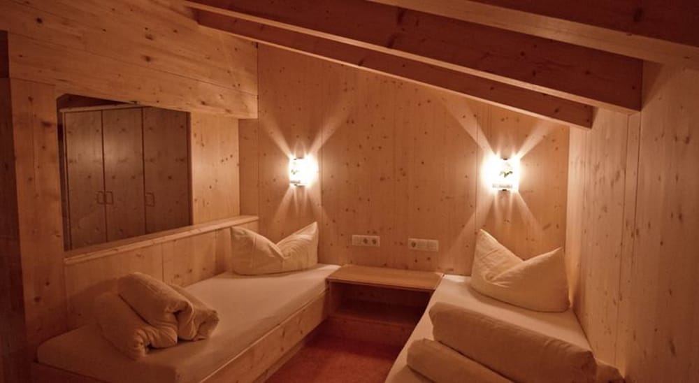 Superior Apartment, 1 Twin Bed (Cleaning Fee 60 EUR) photo 3