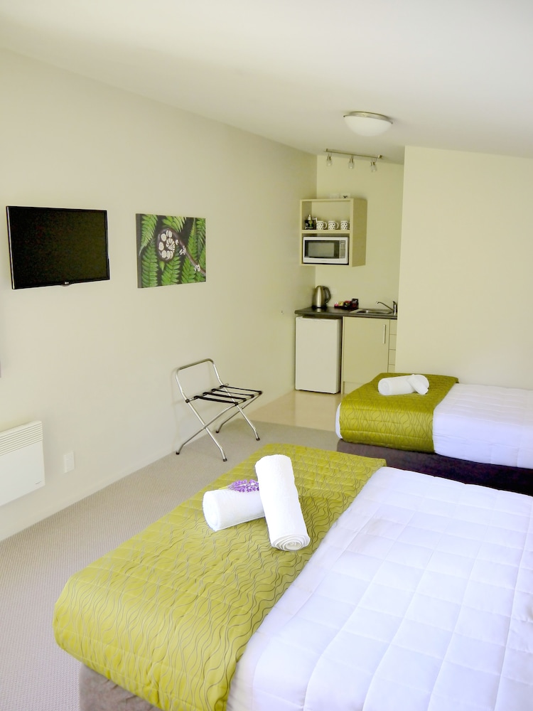 Studio Cottage - Photo 1