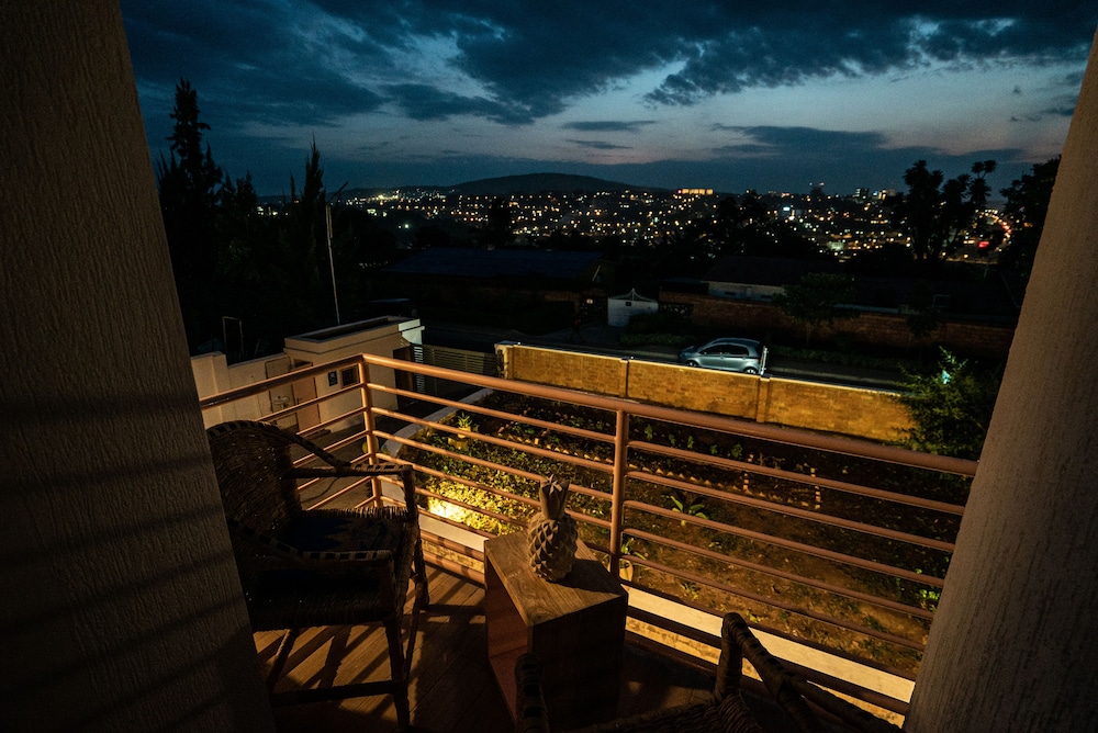 Exclusive Double Room, Balcony photo 3