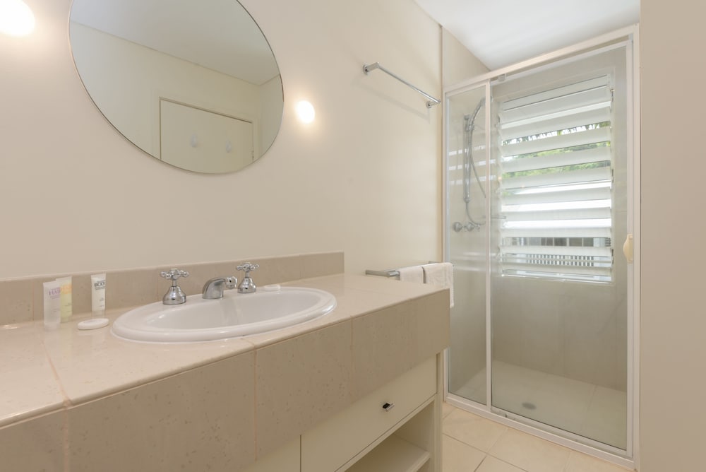 2 Bedroom Apartment - Photo 13