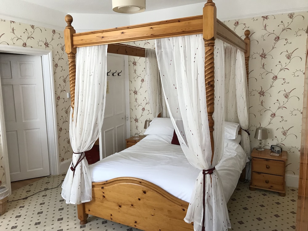 Double Room, Ensuite (Four Poster) photo 1
