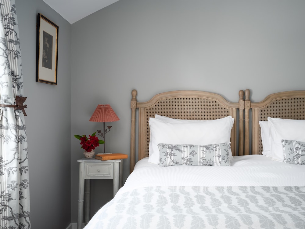 Cottage, Ensuite (1 Bed-Walled Garden) photo 3