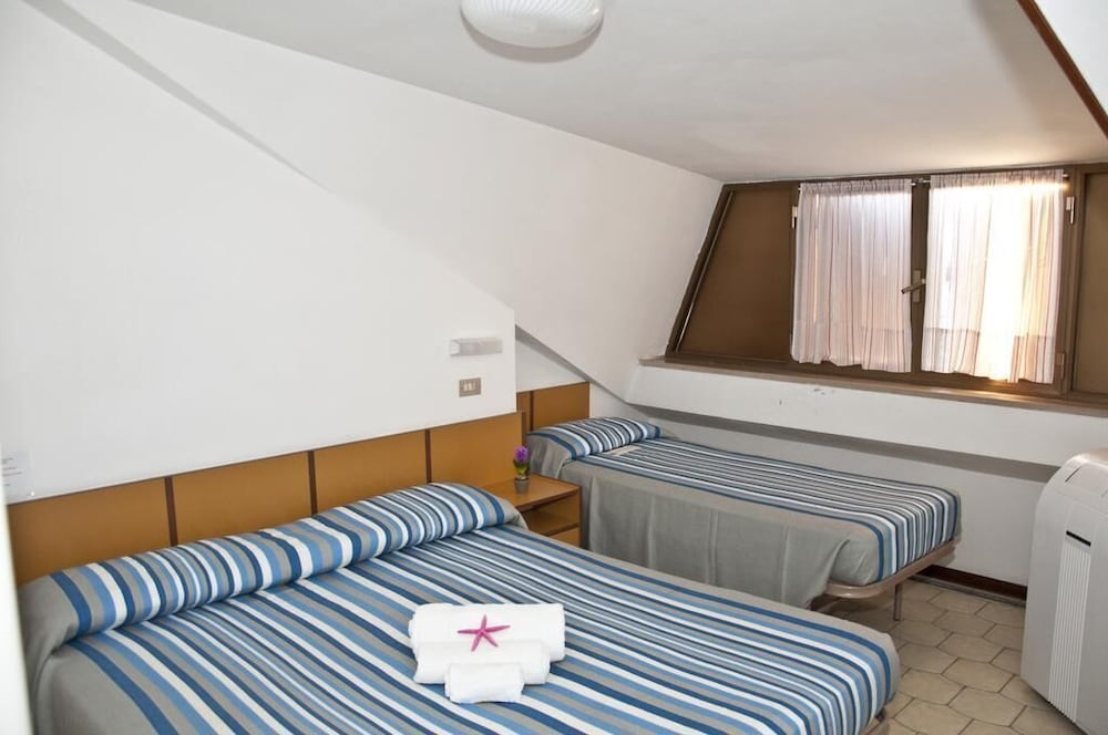 Quadruple Room photo 3